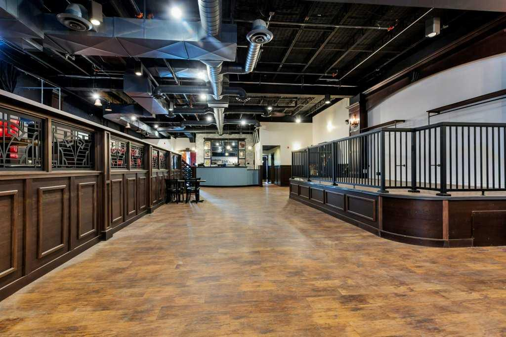 5114 48 Street, Red Deer, Alberta, T4N 1T2 (107880239)