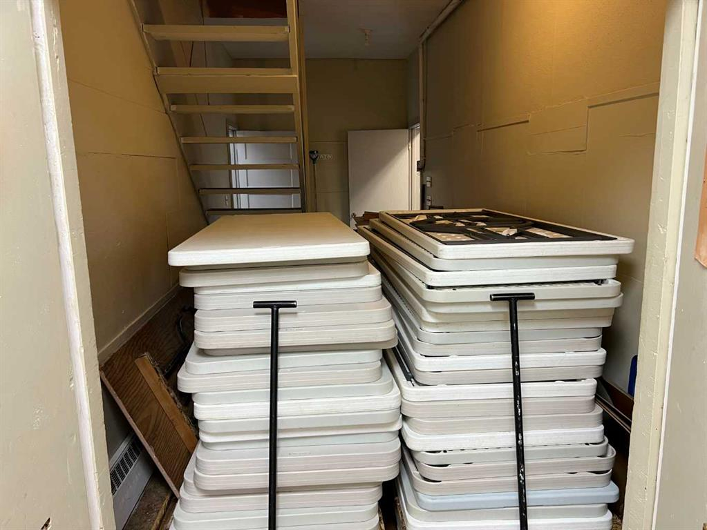 4702 50 Avenue, Camrose, Alberta, T4V 0R8 (107890612)