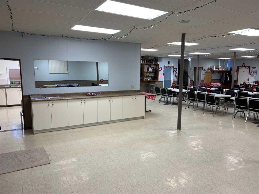 4702 50 Avenue, Camrose, Alberta, T4V 0R8 (107890612)