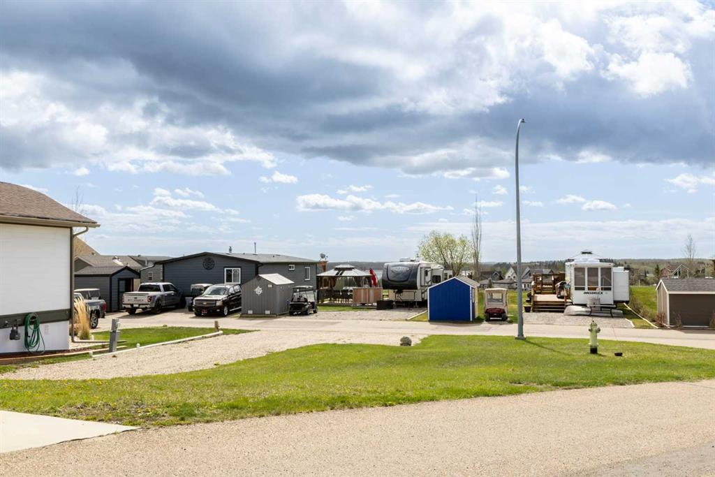 5042-25054 South Pine Lake Road, Rural Red Deer County, Alberta, T0M 1R0 (107954056)