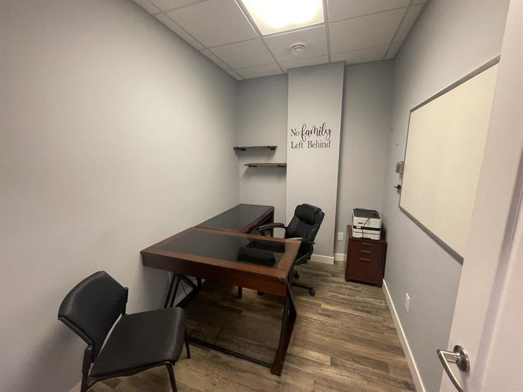 4803 50 Avenue, Camrose, Alberta, T4V 0S1 (107957751)