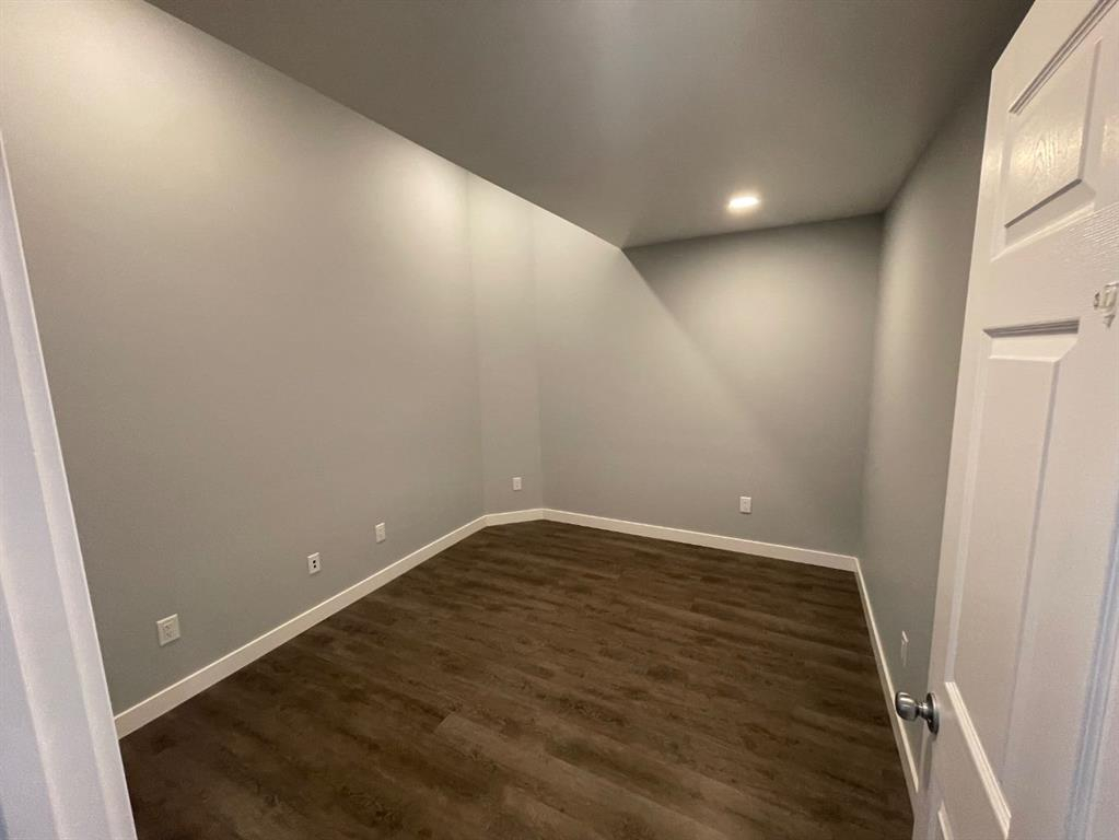 4803 50 Avenue, Camrose, Alberta, T4V 0S1 (107957751)