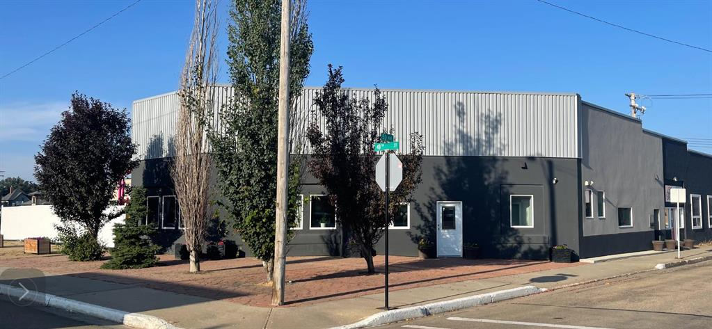 4803 50 Avenue, Camrose, Alberta, T4V 0S1 (107957751)