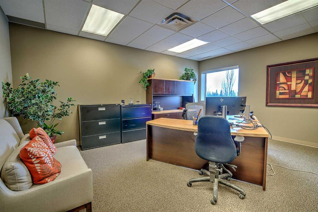 135 & 141 Clearmile Avenue, Rural Red Deer County, Alberta, T4E 0A1 (107974900)