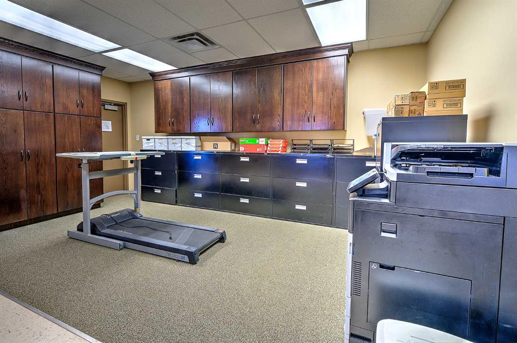 135 & 141 Clearmile Avenue, Rural Red Deer County, Alberta, T4E 0A1 (107974900)