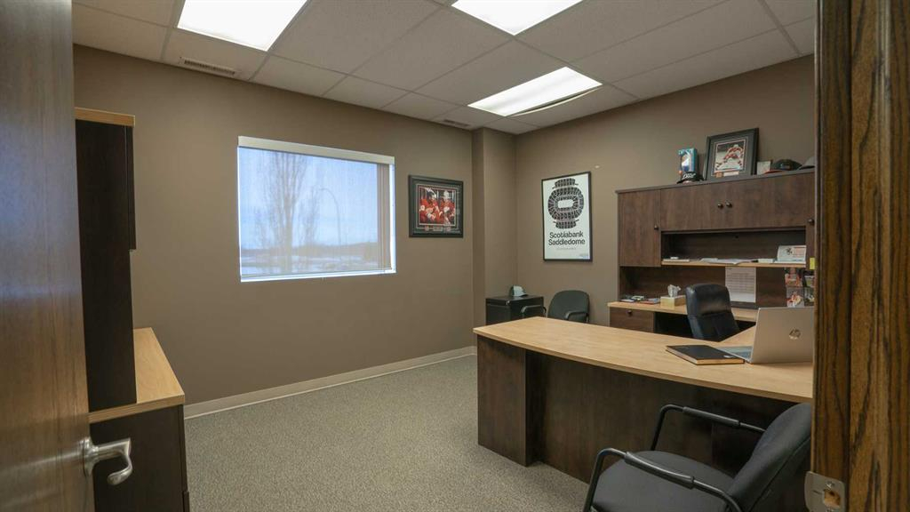 135 & 141 Clearmile Avenue, Rural Red Deer County, Alberta, T4E 0A1 (107974900)