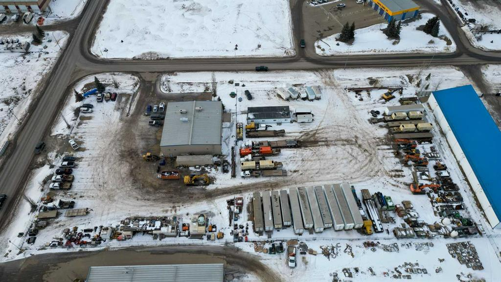 135 & 141 Clearmile Avenue, Rural Red Deer County, Alberta, T4E 0A1 (107974900)