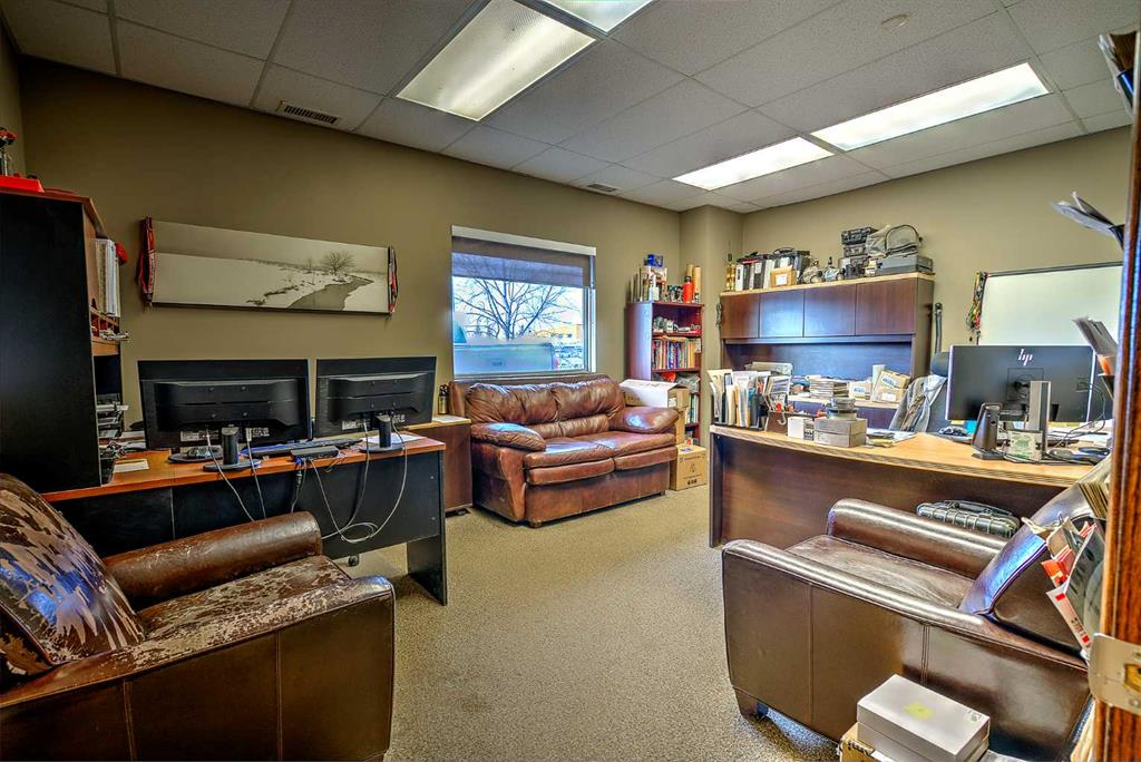 135 & 141 Clearmile Avenue, Rural Red Deer County, Alberta, T4E 0A1 (107974900)