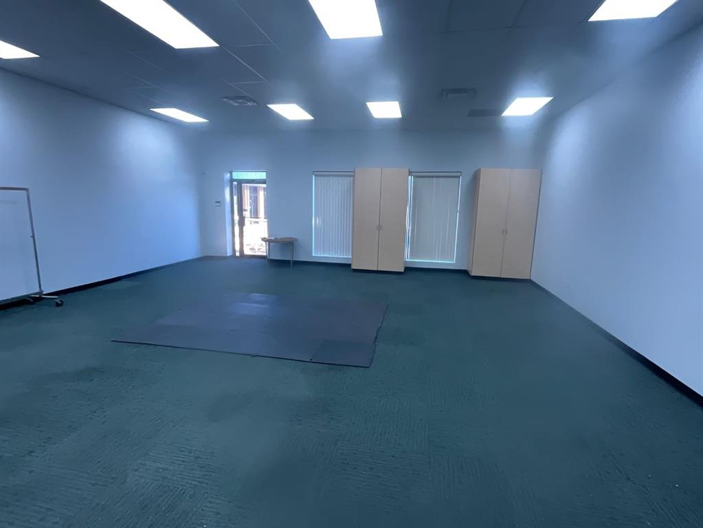 101-4770 Riverside Drive, Red Deer, Alberta, T4N 2Z7 (108032169)