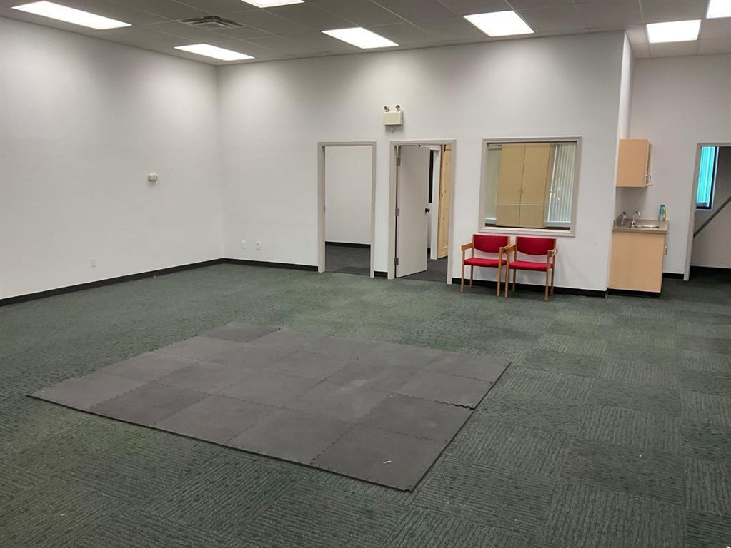 101-4770 Riverside Drive, Red Deer, Alberta, T4N 2Z7 (108032169)