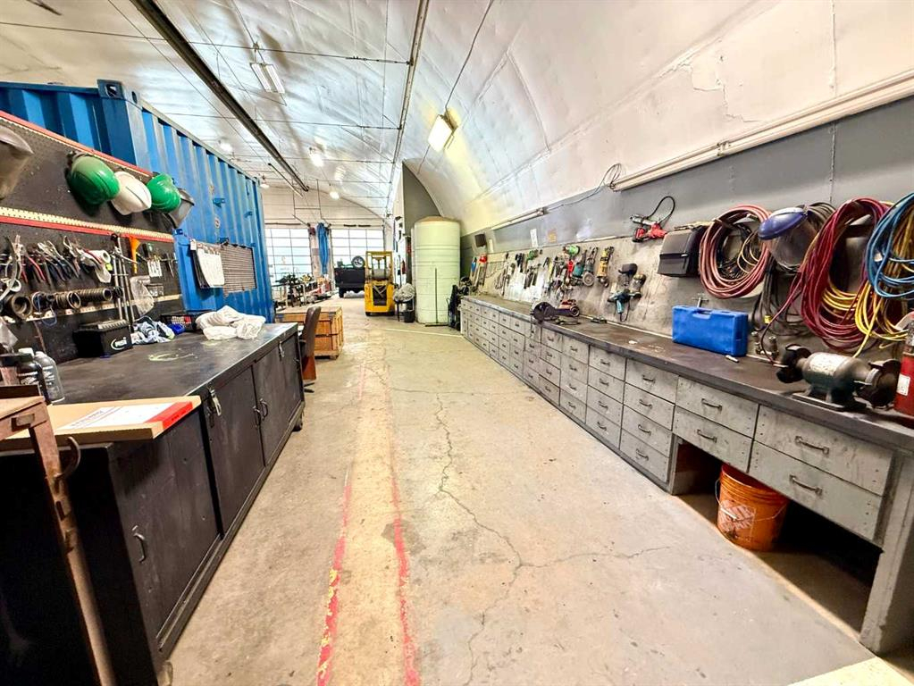 28045 TWP RD 384, Rural Red Deer County, Alberta, T4E3E3 (108055210)