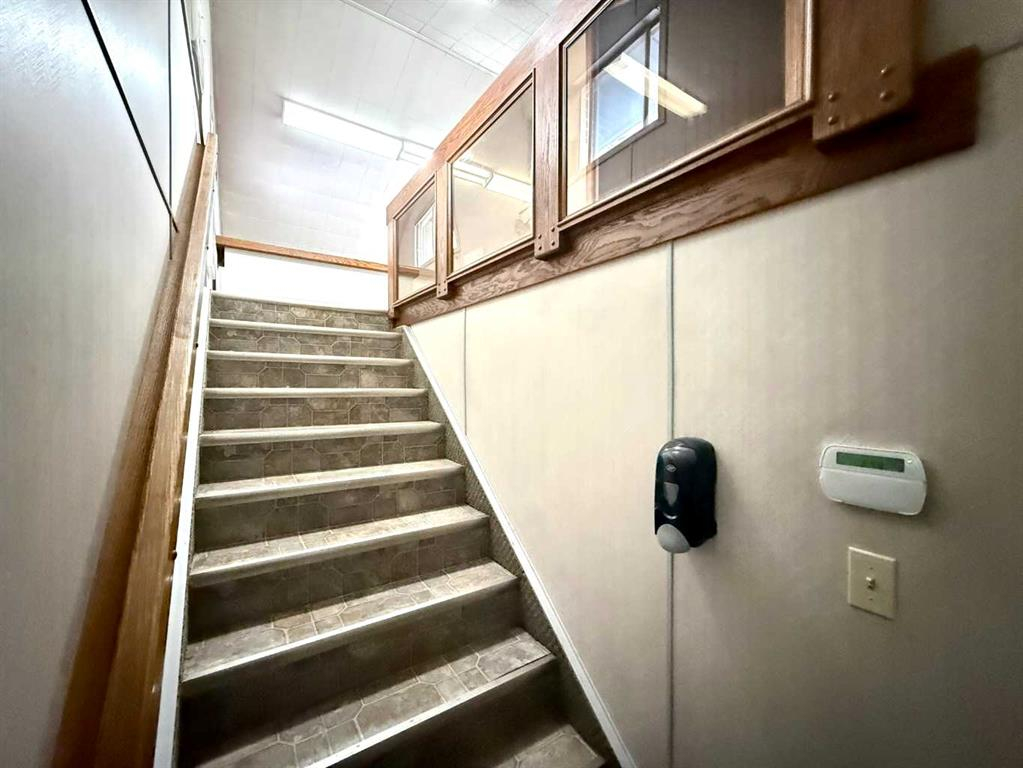 28045 TWP RD 384, Rural Red Deer County, Alberta, T4E3E3 (108055210)