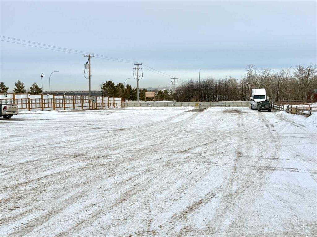 28045 TWP RD 384, Rural Red Deer County, Alberta, T4E3E3 (108055210)