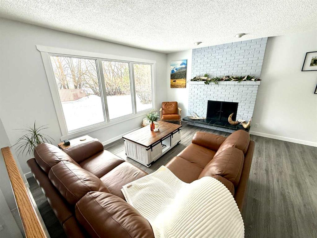 28045 TWP RD 384, Rural Red Deer County, Alberta, T4E3E3 (108055210)