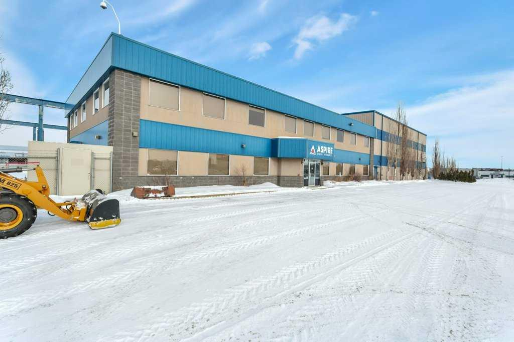 22 McKenzie Drive, Rural Red Deer County, Alberta, T4S 2H4 (108128292)