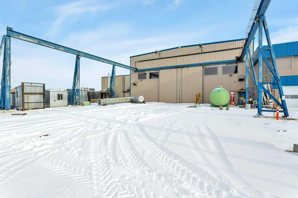 22 McKenzie Drive, Rural Red Deer County, Alberta, T4S 2H4 (108128292)