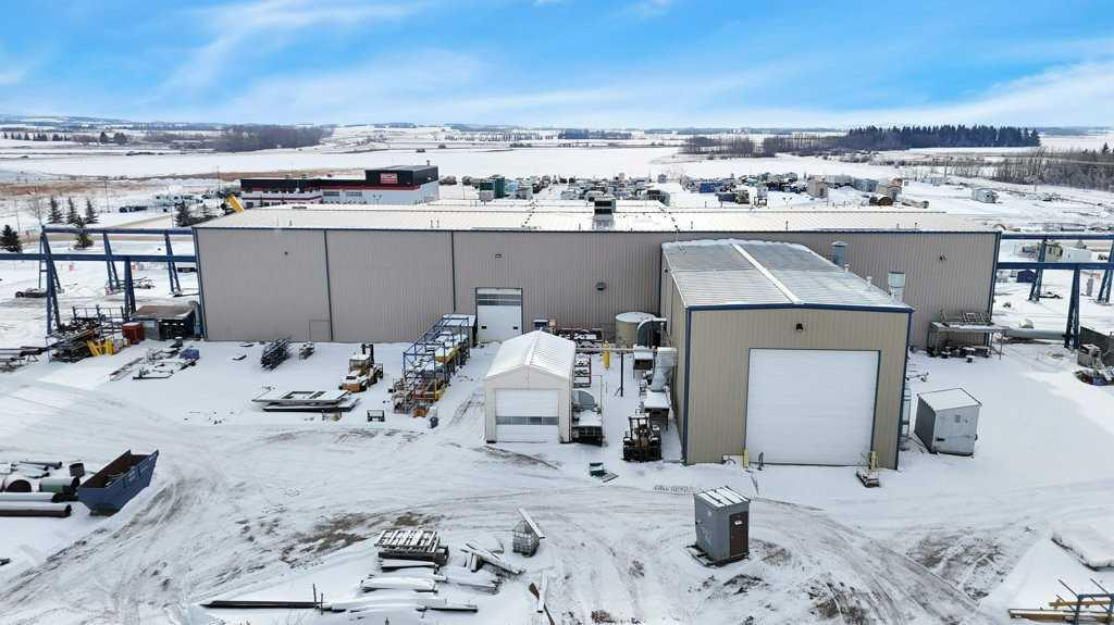 22 McKenzie Drive, Rural Red Deer County, Alberta, T4S 2H4 (108128292)