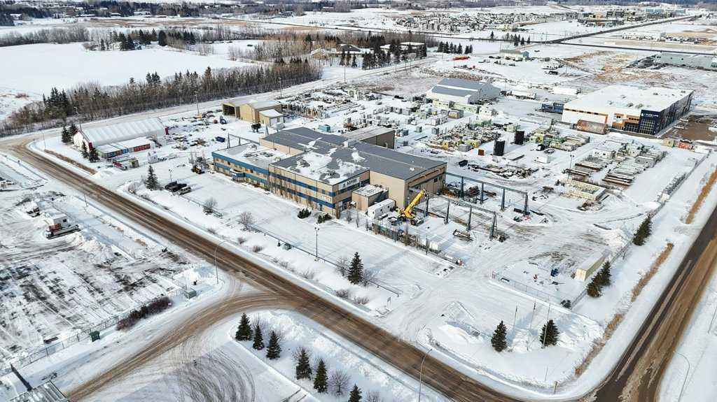 22 McKenzie Drive, Rural Red Deer County, Alberta, T4S 2H4 (108128292)