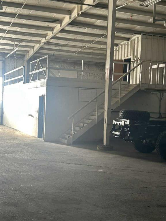 110 & 140-8319 Chiles Industrial Avenue, Red Deer, Alberta, T4P 2V5 (108165274)