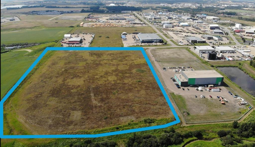 261 & 267 Clearview Drive, Rural Red Deer County, Alberta, T4E 0A1 (108345808)