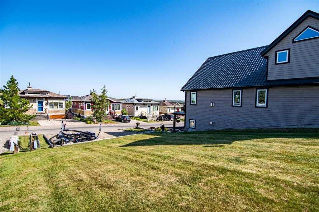 4066-25054 South Pine Lake Road, Rural Red Deer County, Alberta, T0M 1R0 (108395436)