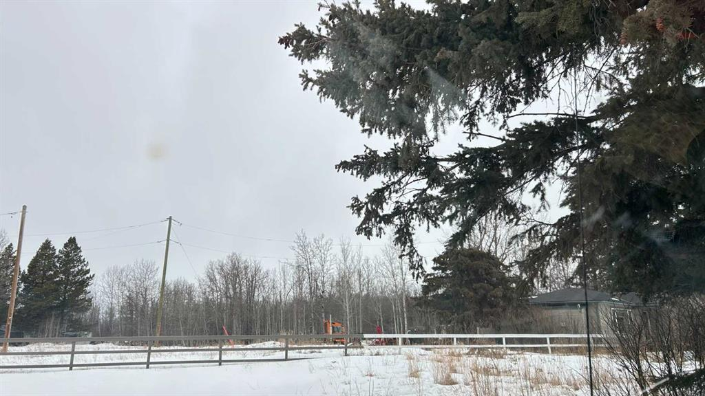 5400 Davies Street, Innisfail, Alberta, T4G 1E3 (108427460)