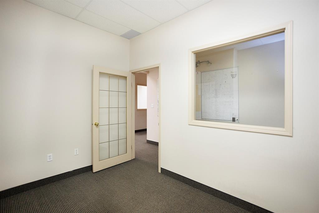 203-4807 50 Avenue, Red Deer, Alberta, T4N 4A5 (108450065)