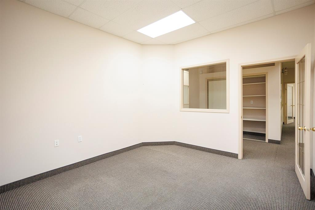 203-4807 50 Avenue, Red Deer, Alberta, T4N 4A5 (108450065)