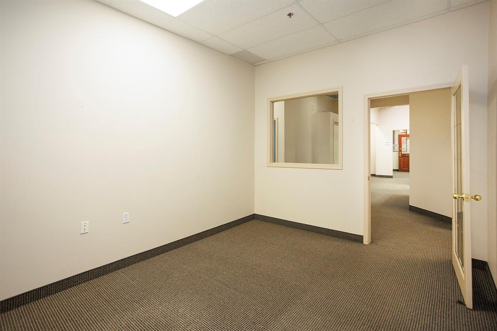 203-4807 50 Avenue, Red Deer, Alberta, T4N 4A5 (108450065)