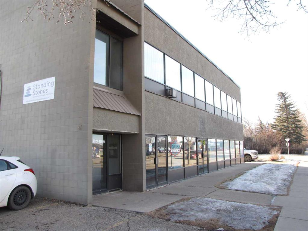 B-4924 48 Avenue, Innisfail, Alberta, T4G 1N7 (108451370)