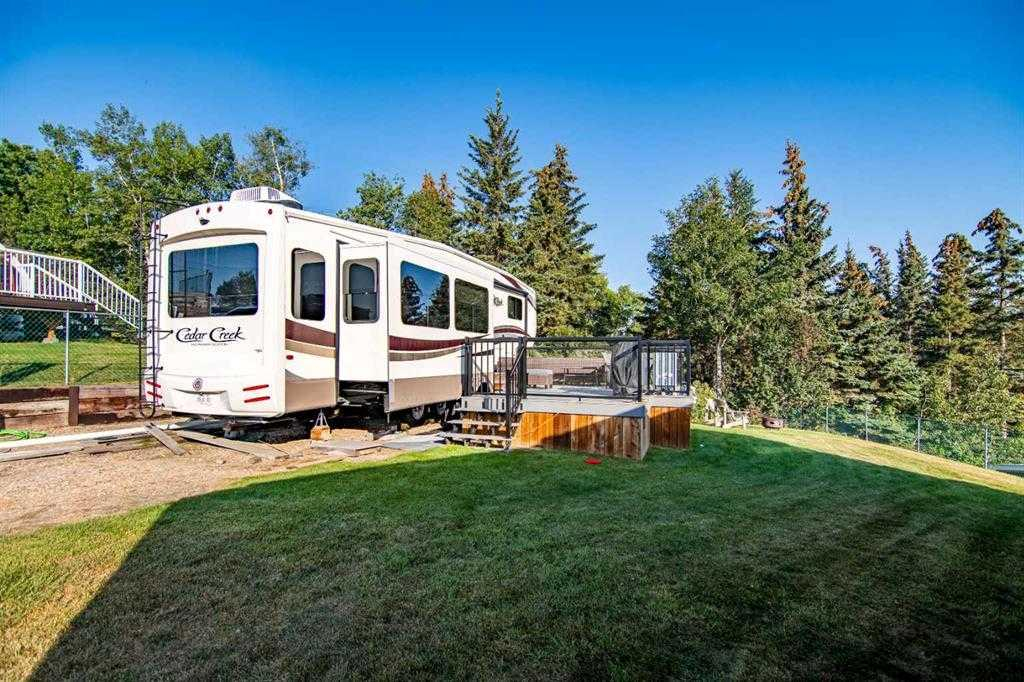 45-25054 South Pine Lake Road, Rural Red Deer County, Alberta, T0M 1S0 (108474187)