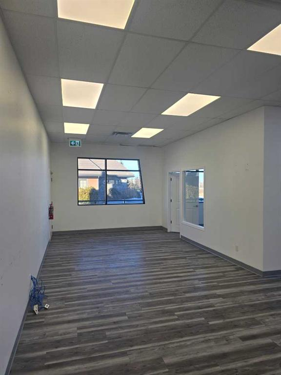 102-284 Burnt Park Drive, Rural Red Deer County, Alberta, T4S 0K7 (108492278)