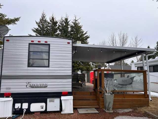 561 Carefree Resort, Rural Red Deer County, Alberta, T4G0K6 (108605116)