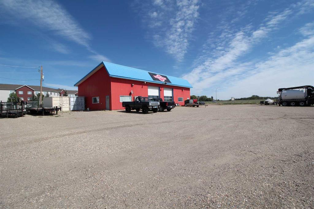 3208 52 Avenue, Innisfail, Alberta, T4G1E2 (108635508)