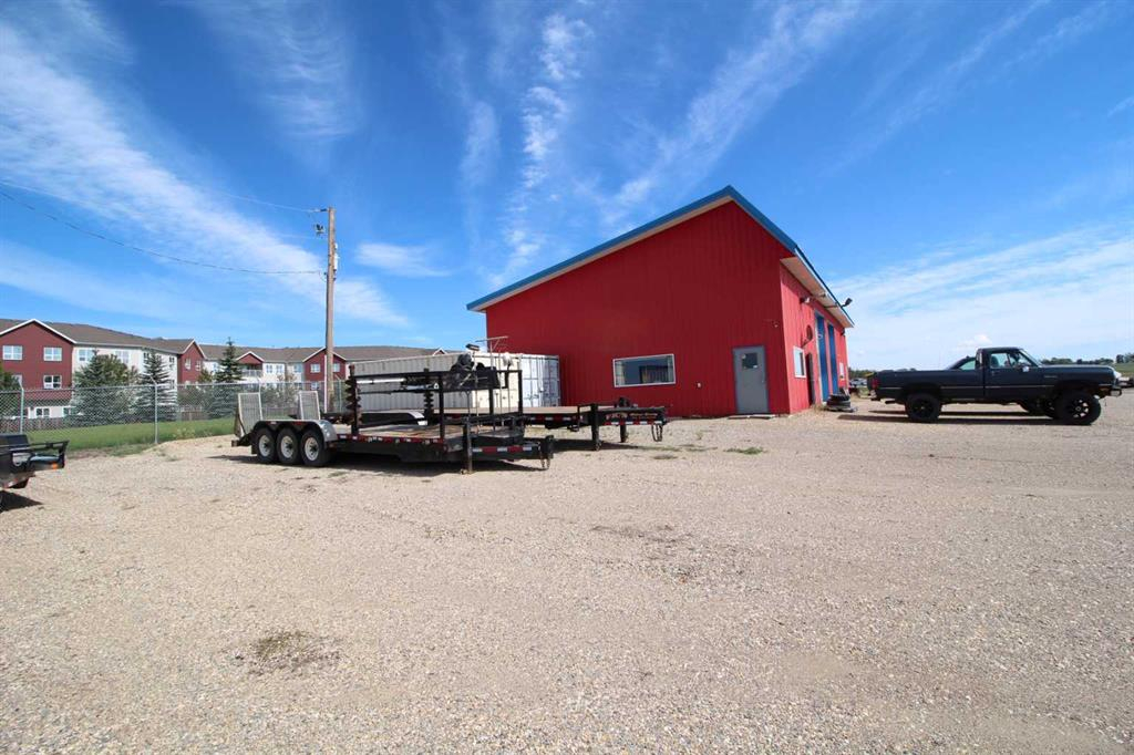 3208 52 Avenue, Innisfail, Alberta, T4G1E2 (108635508)