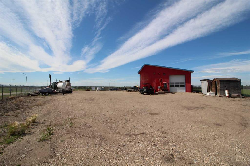 3208 52 Avenue, Innisfail, Alberta, T4G1E2 (108635508)