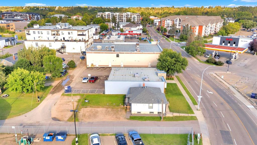 4926 45 Street, Red Deer, Alberta, T4N 1K6 (108737457)