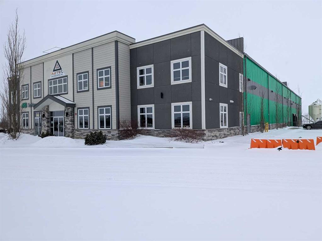 120-27211 Highway 12, Rural Lacombe County, Alberta, T4L 0E3 (108774004)