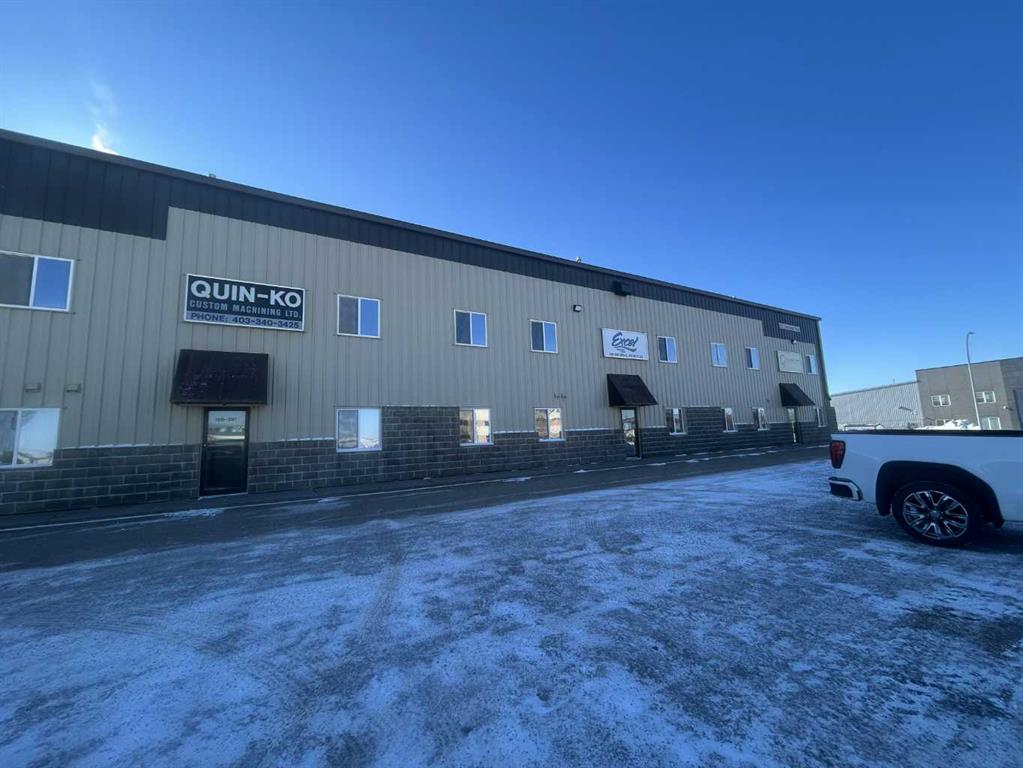 102-201 Clearview Drive, Rural Red Deer County, Alberta, T0M 1R0 (108776553)