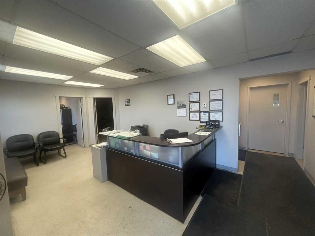 102-201 Clearview Drive, Rural Red Deer County, Alberta, T0M 1R0 (108776553)