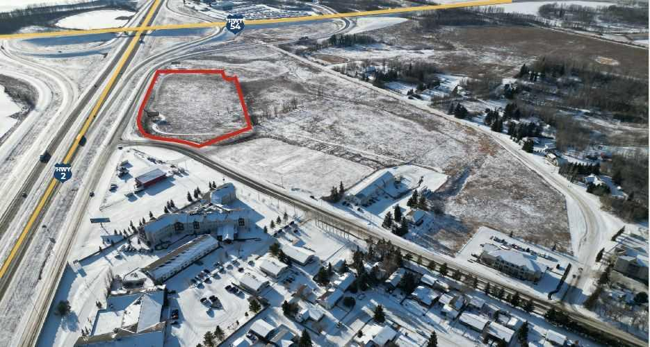 3201 52 Avenue, Innisfail, Alberta, T4G 1E2 (108800977)