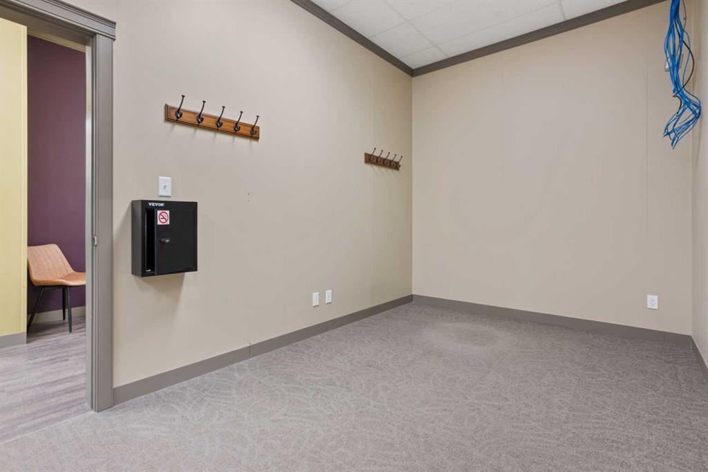 Unit A-5051 50 Street, Camrose, Alberta, T4V 1R3 (108830646)