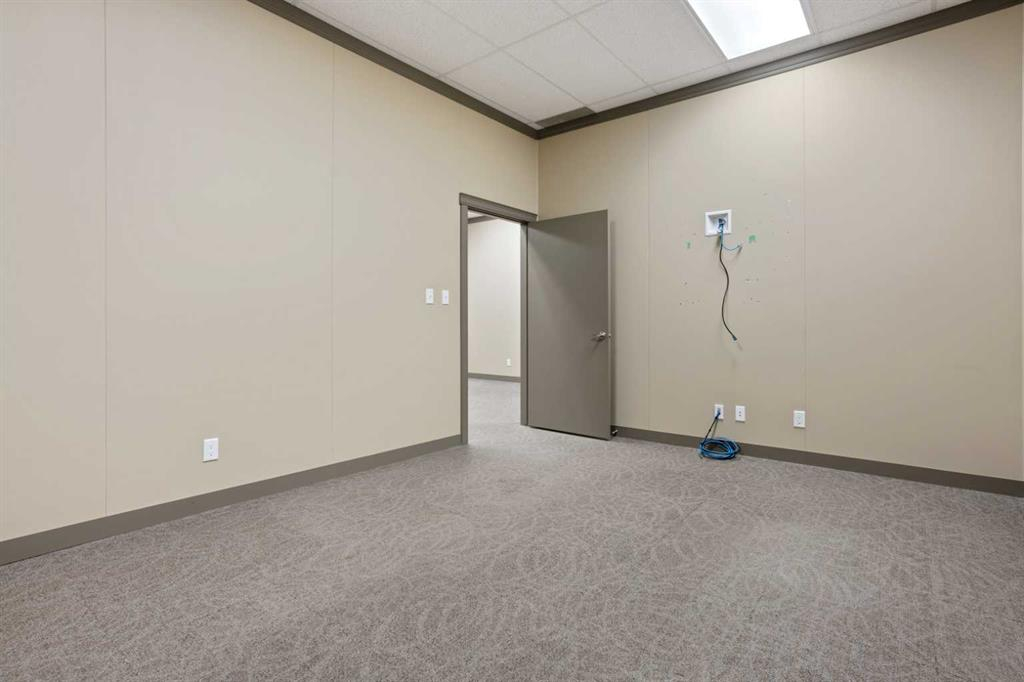 Unit A-5051 50 Street, Camrose, Alberta, T4V 1R3 (108830646)