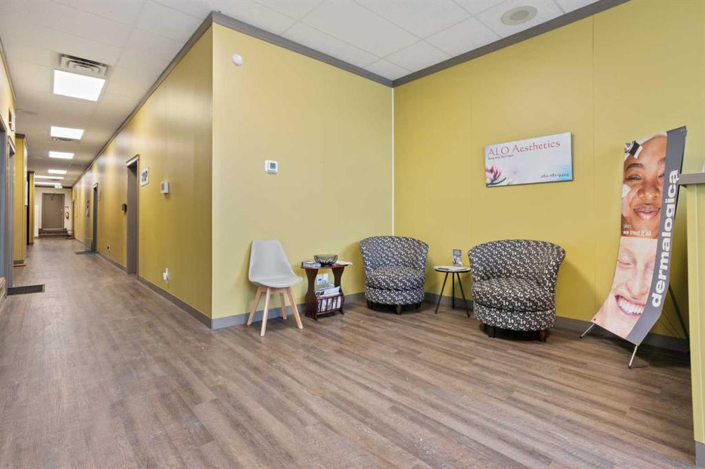 Unit A-5051 50 Street, Camrose, Alberta, T4V 1R3 (108830646)