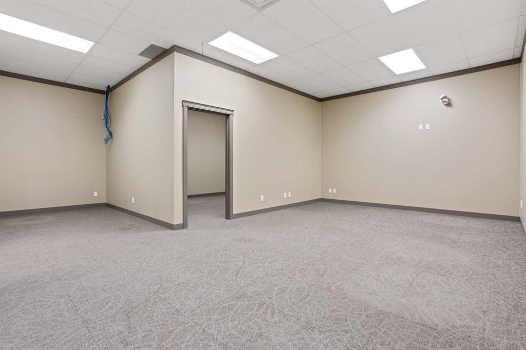Unit A-5051 50 Street, Camrose, Alberta, T4V 1R3 (108830646)