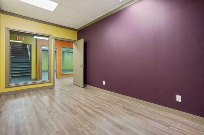 BSMTA-5051 50 Street, Camrose, Alberta, T4V 1R3 (108830829)