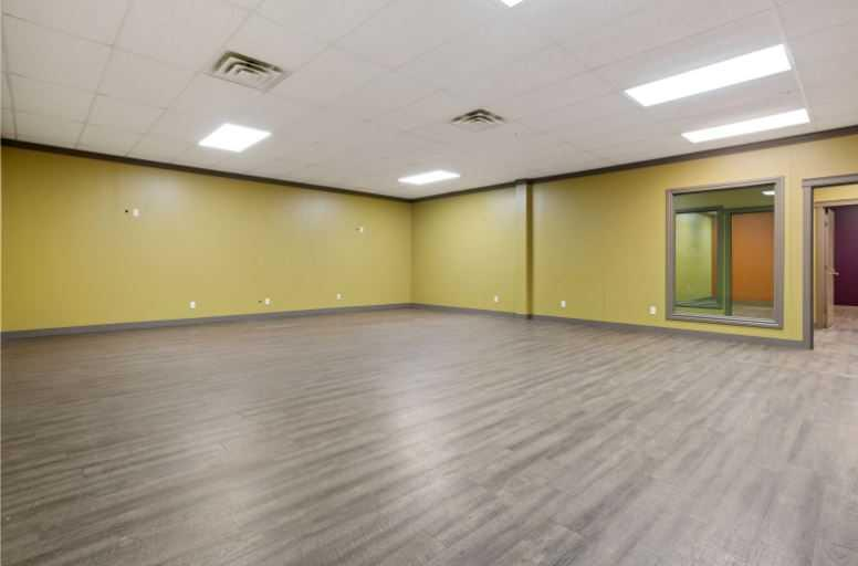 BSMTC-5051 50 Street, Camrose, Alberta, T4V 1R3 (108833281)