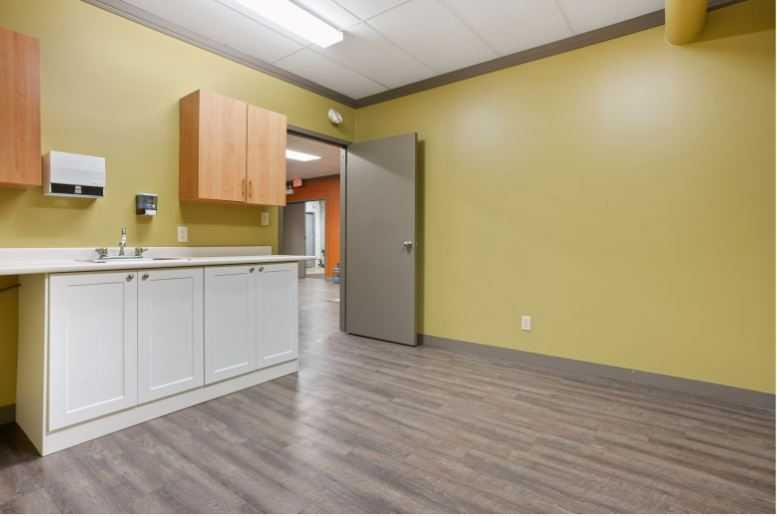 BSMTH-5051 50 Street, Camrose, Alberta, T4V 1R3 (108833637)