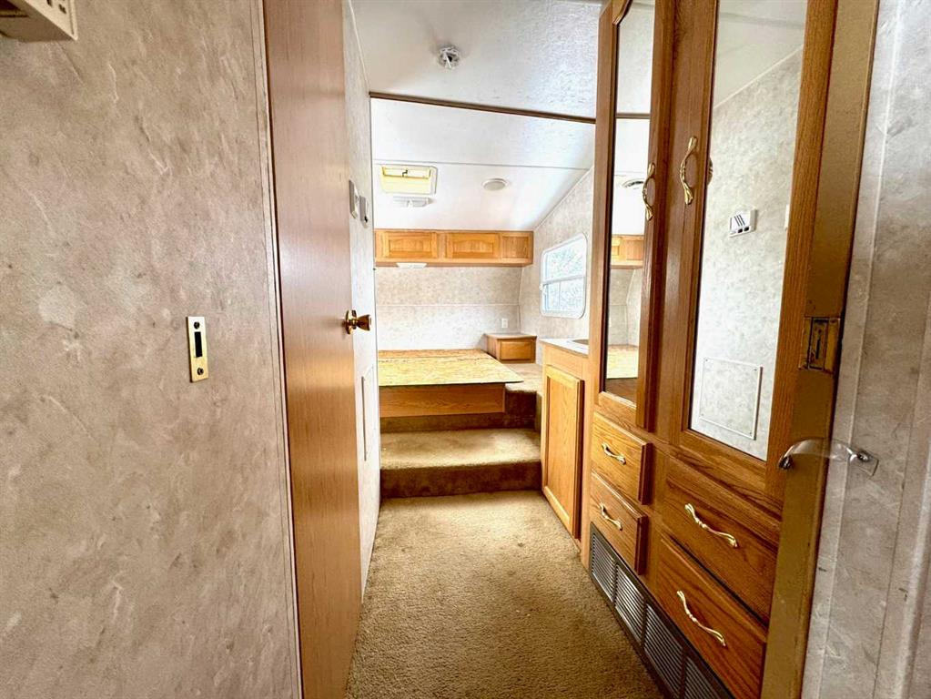 48-41310 Range Road 282, Rural Lacombe County, Alberta, T4L 2N3 (108896779)