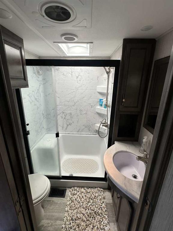 5053-25054 South Pine Lake Road, Rural Red Deer County, Alberta, T0M 1R0 (108912325)